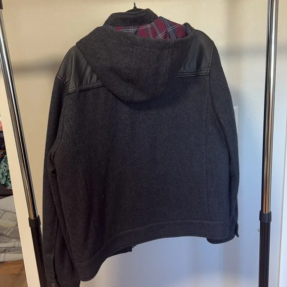 Gray Jacket - Picture 5 of 6